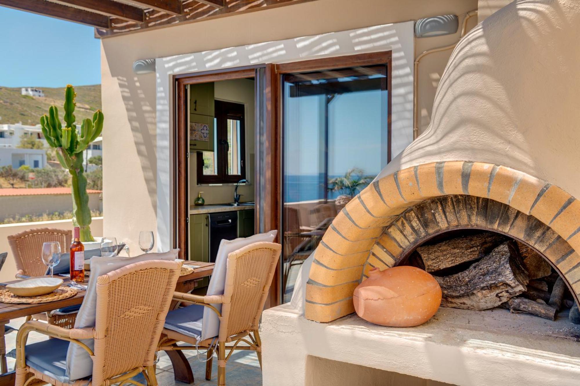 Lalari Beach Suites Vári Exterior foto