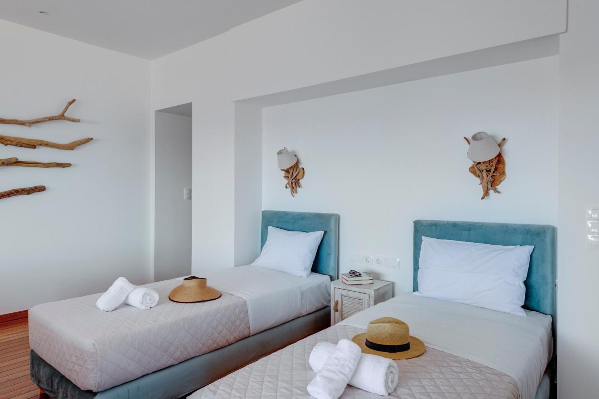 Lalari Beach Suites Vári Exterior foto