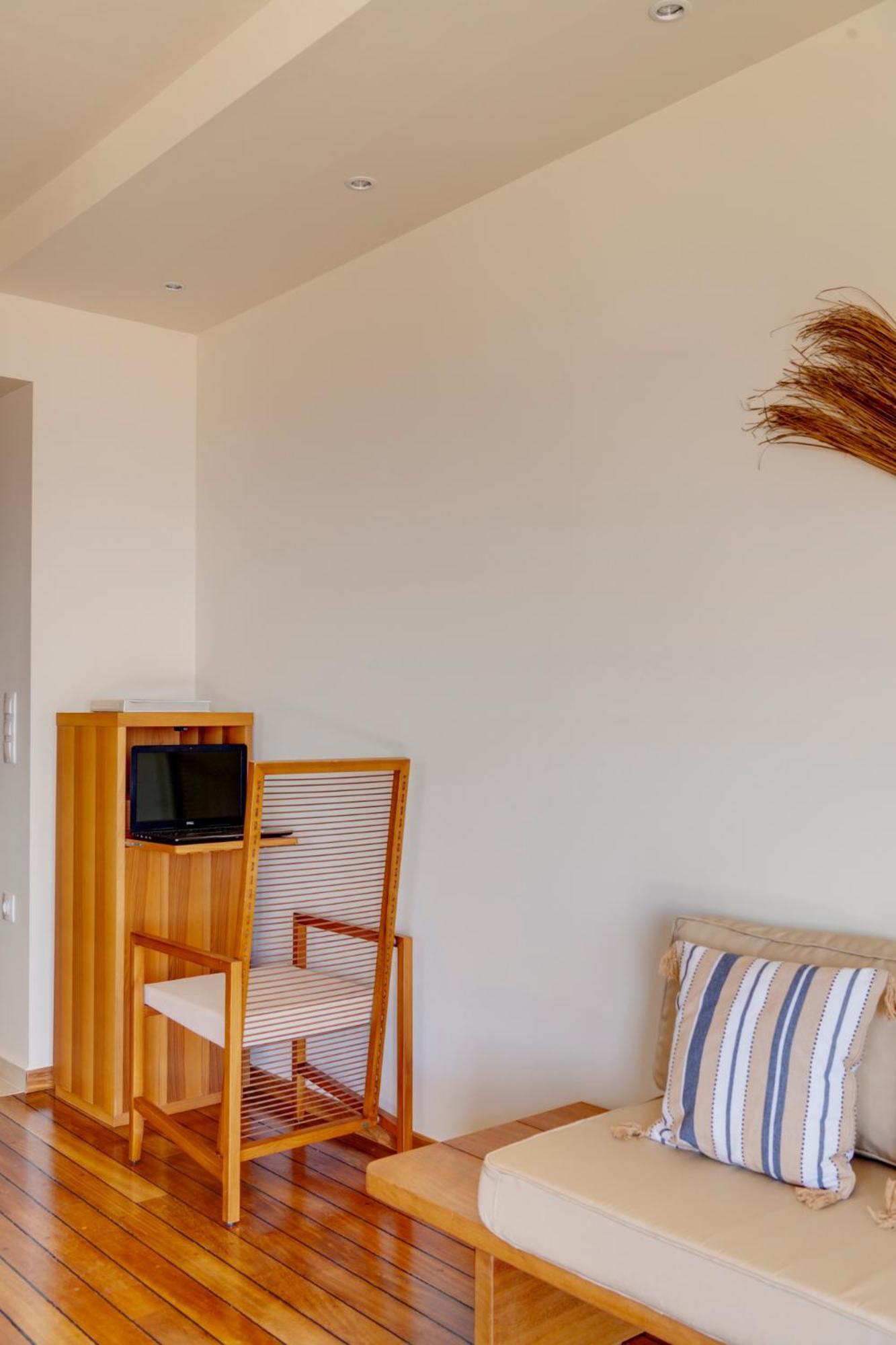 Lalari Beach Suites Vári Exterior foto