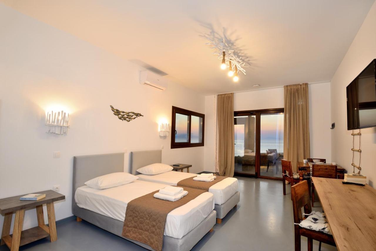 Lalari Beach Suites Vári Exterior foto